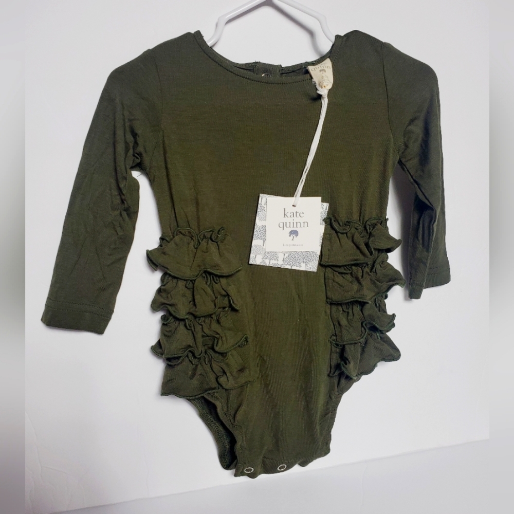 Kate quinn long sleeve ruffle butt bubble green suit 6 to 12 months